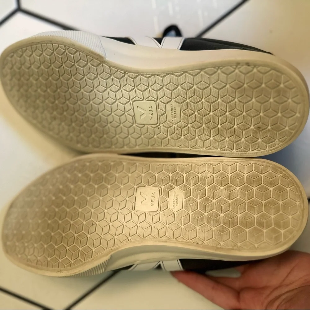 Veja Campo Easy Two Tone Leather Black and White Sneakers 41 10 - Picture 6 of 8